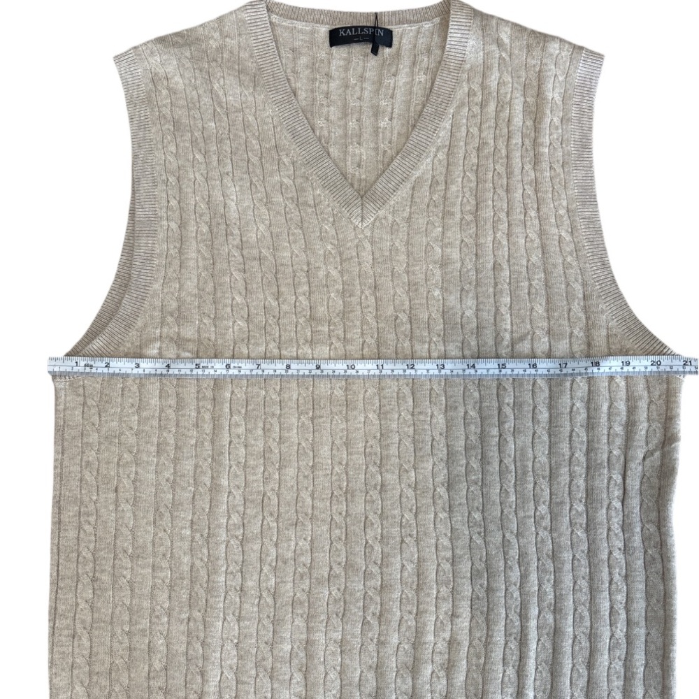 Men’s Wool Cable Knit V-neck Sleeveless Vest Beige size Large - Picture 4 of 7